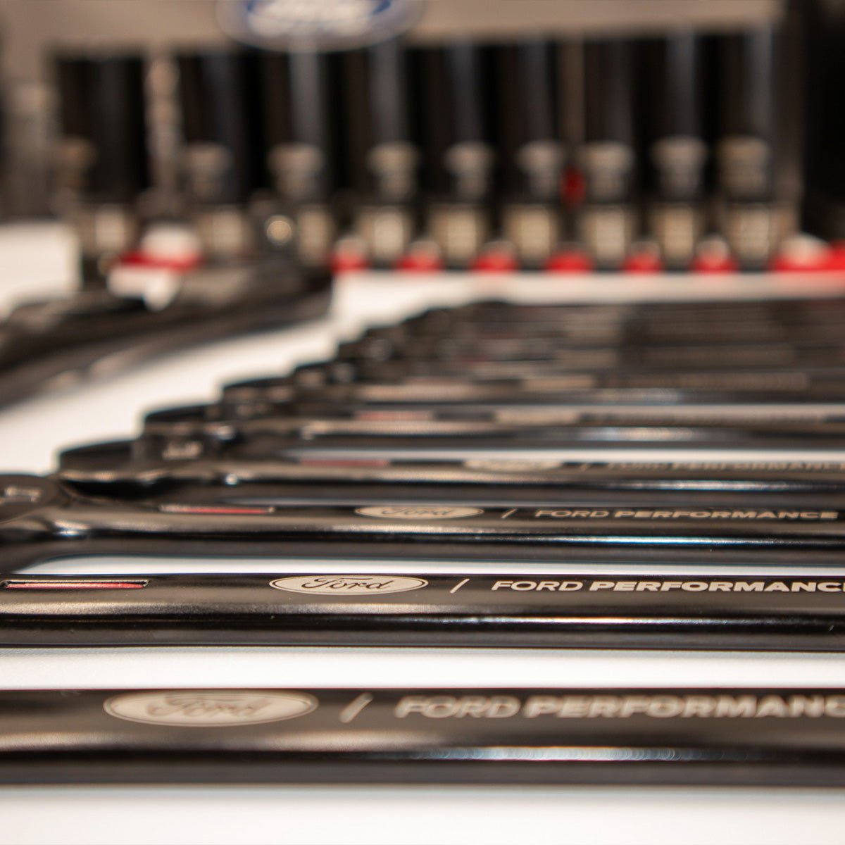 122pc Ford Performance Tri-Fold Tool Kit - Xtrusion Overland