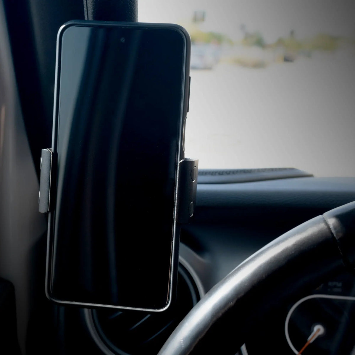 2018-2023 Jeep JL, Gladiator, and 4xe LINK™ Grab Handle Mount With Qi2.2/MagSafe Charging & Cooling Phone Holder | 3.5" Arm - Xtrusion Overland