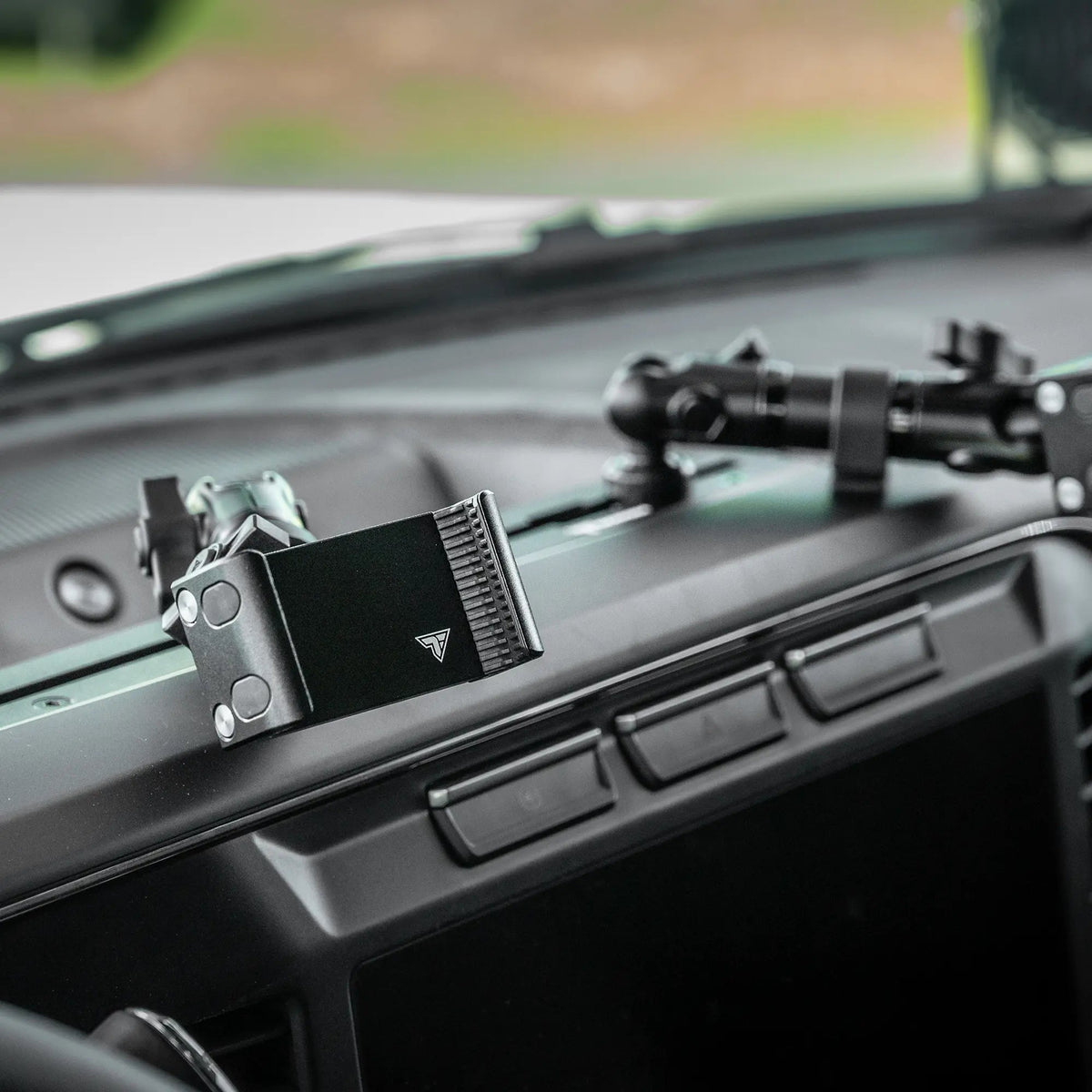 2023-2026 Ford Super Duty (F-250 Through F-600) Tackform Slim Track Dash Bracket - Xtrusion Overland