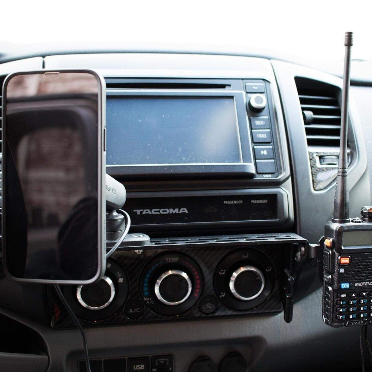 2nd Gen Tacoma (05 - 15) Center Console Modular Accessory Dash Mount (MAM) - Xtrusion Overland