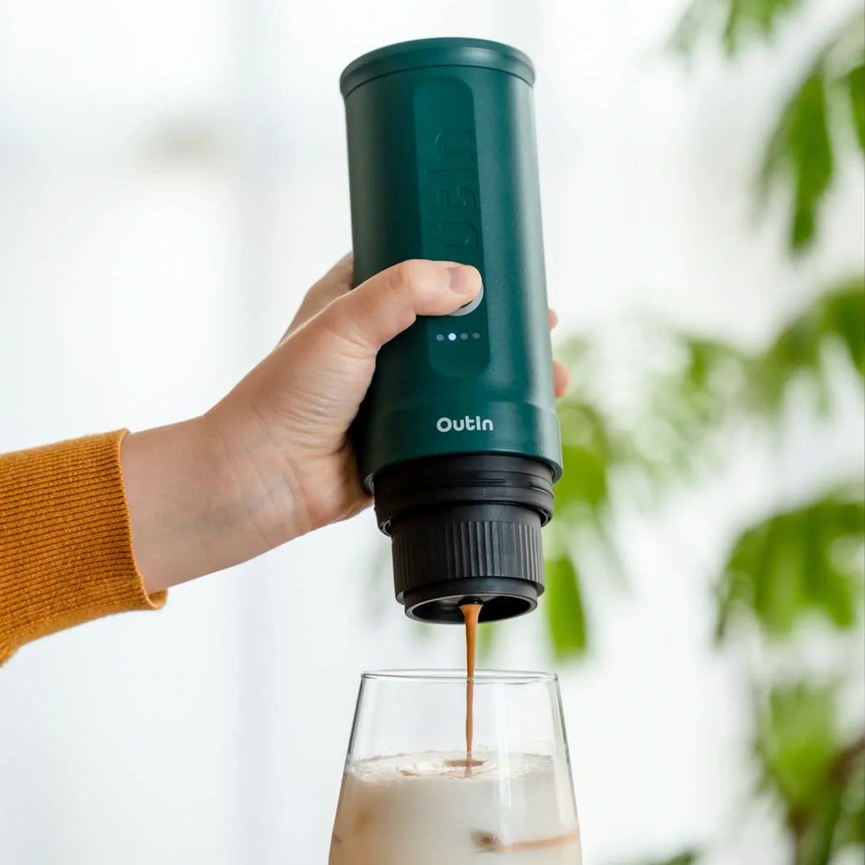 Nano Portable Espresso Machine (OutIn Teal)
