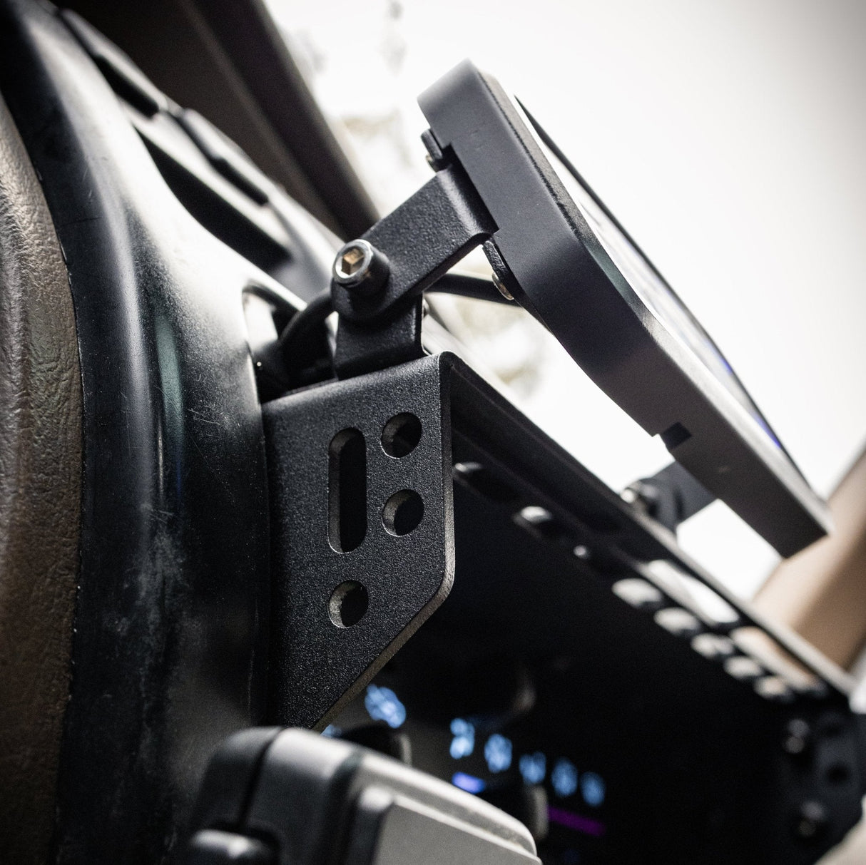 3rd Gen 4Runner Phone Dash Mount | Modular Accessory Mount (MAM) | (1996-2002) - Xtrusion Overland