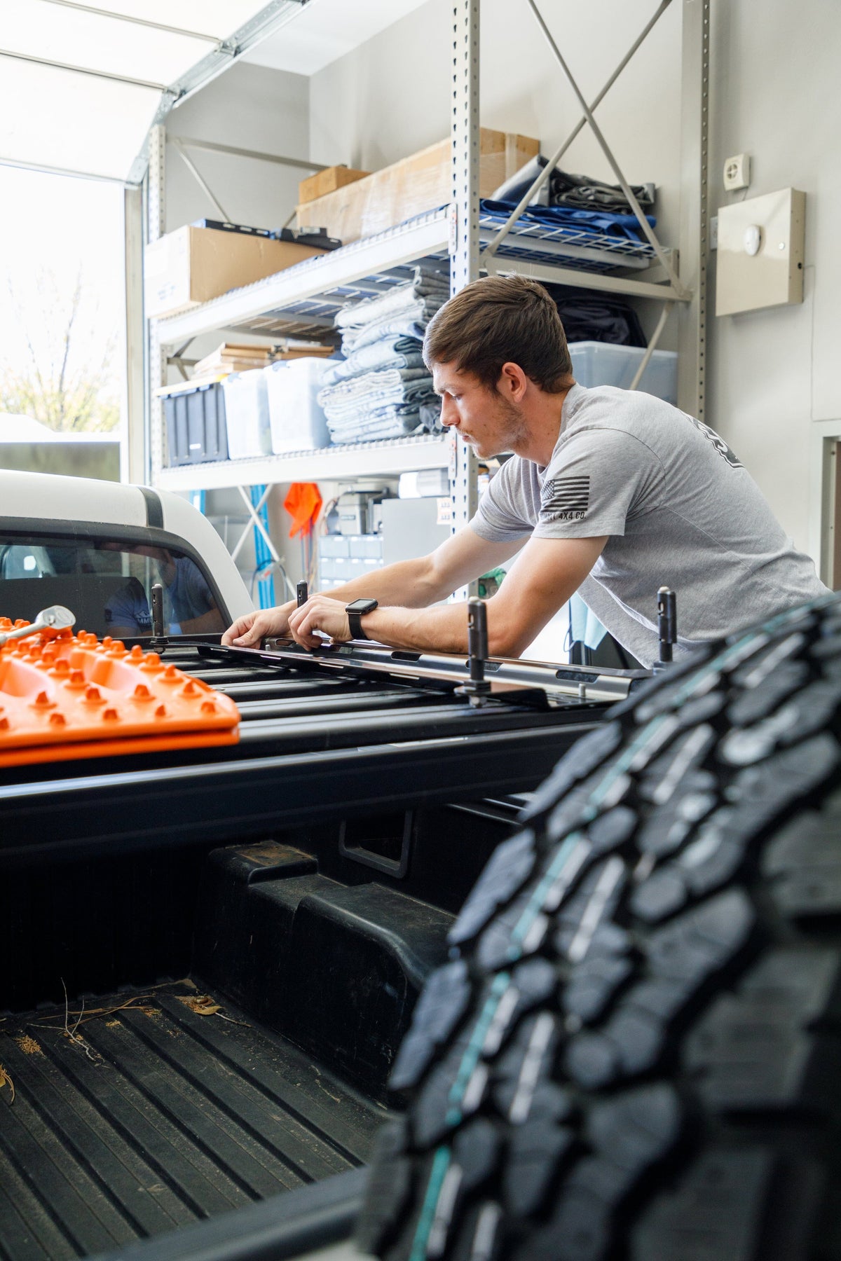 Overland Kitted Universal Mounting Plate for MAXTRAX® MKII and XTREME