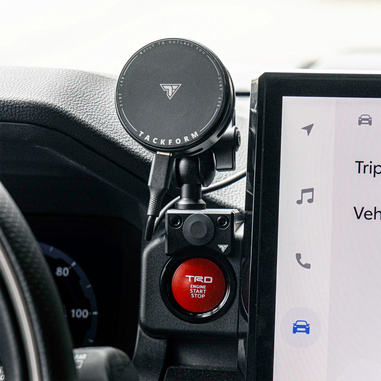 2024+ Toyota Tacoma (8" & 14" Screen) & 2025+ Toyota 4Runner LINK™ Dash Clip with Qi2.2/MagSafe Charging & Cooling Phone Holder