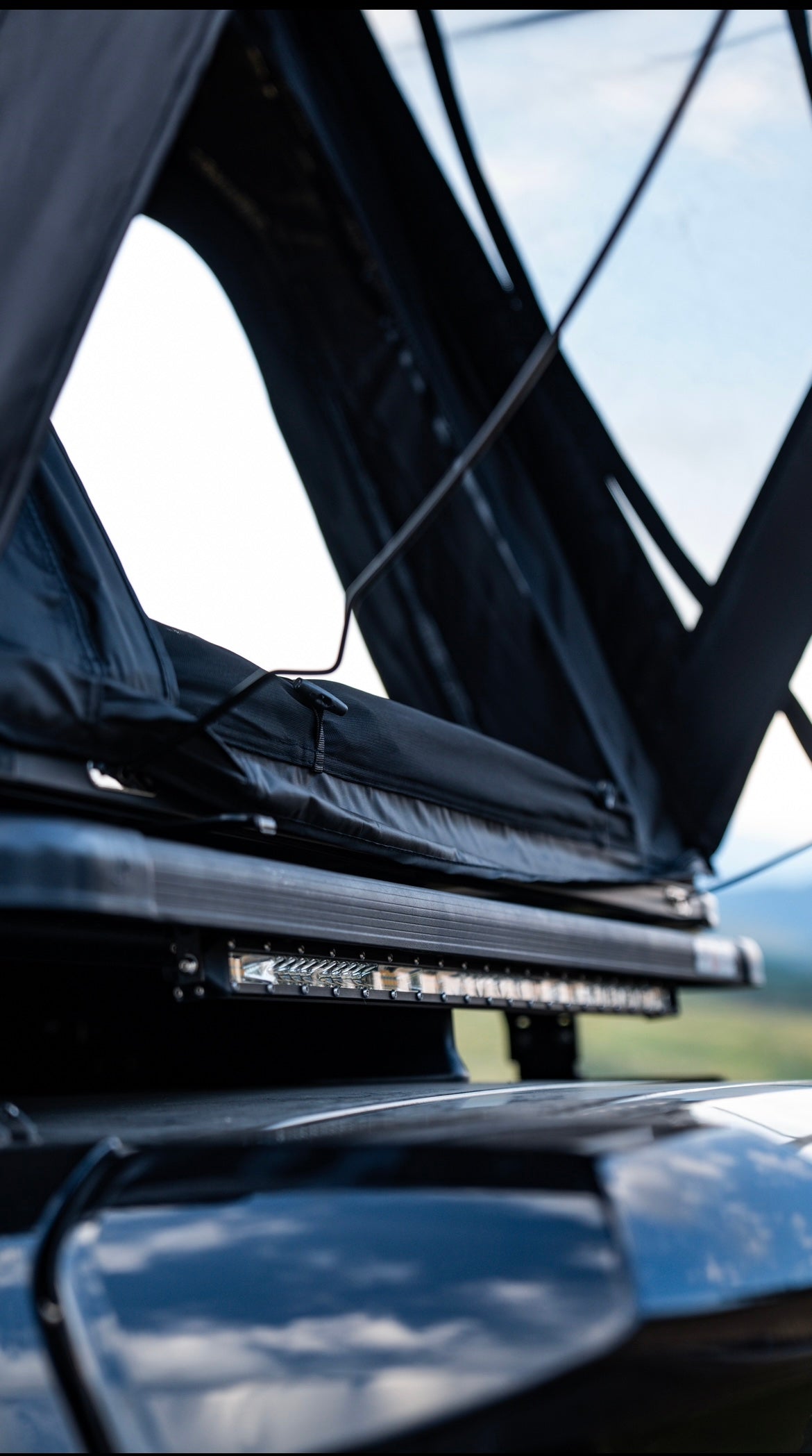 Wasatch Lite V2 Aluminum Hardshell Rooftop Tent