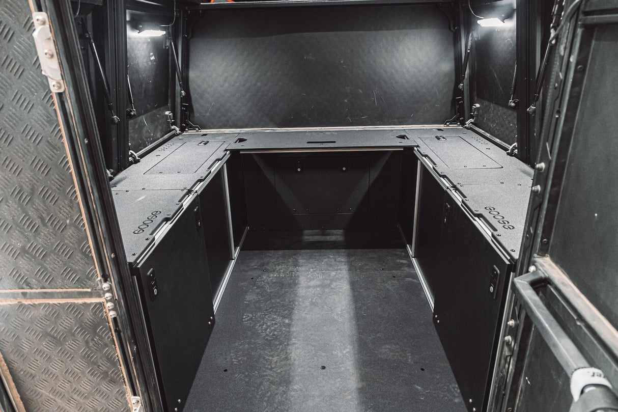 Alu - Cab Alu - Cabin Canopy Camper - Chevrolet Silverado 1500 / GMC Sierra 1500 2019 - Present 4th Gen. - Rear Power Management Module - Xtrusion Overland