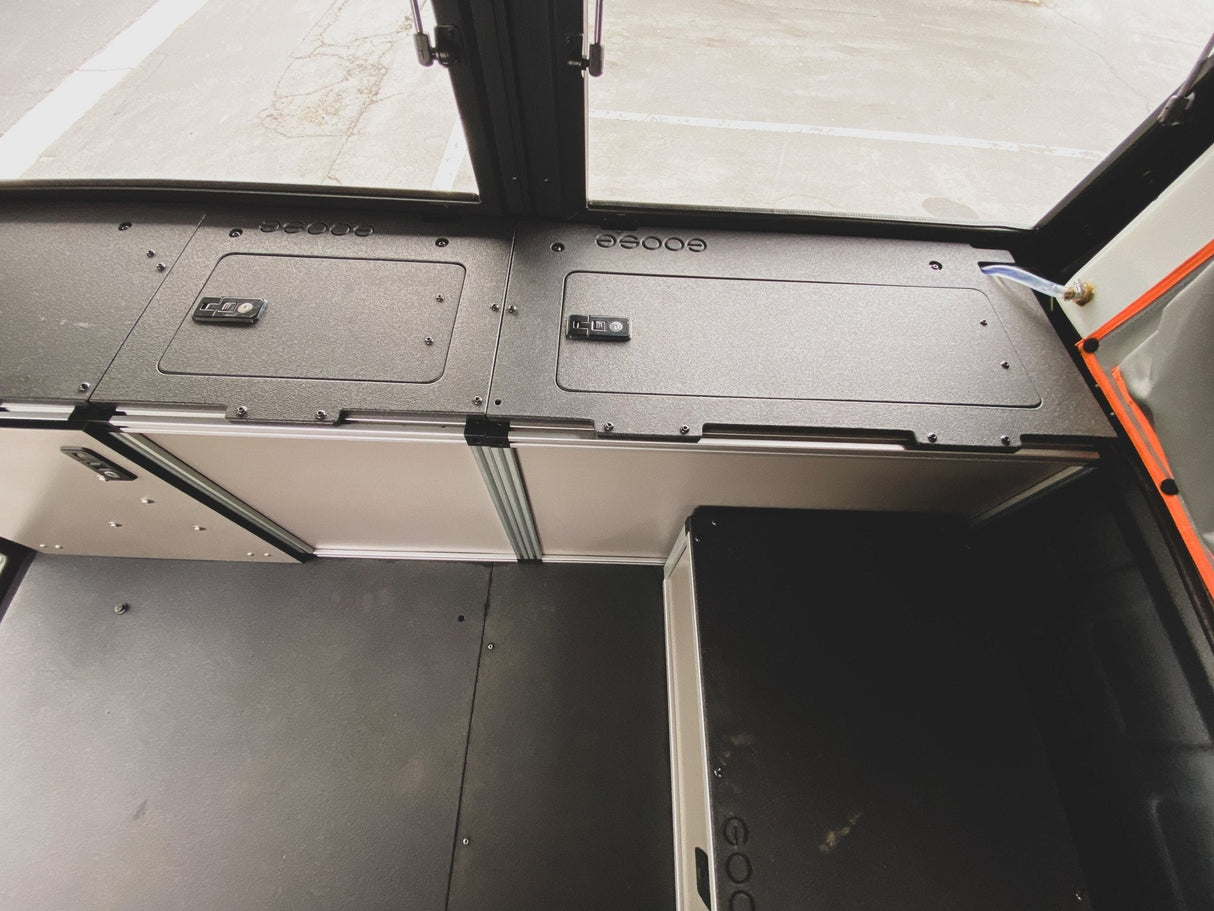 Alu - Cab Alu - Cabin Canopy Camper - Toyota Tundra 2007 - 2021 2nd and 2.5 Gen. - Front Utility Module - 6'5" Bed - Xtrusion Overland