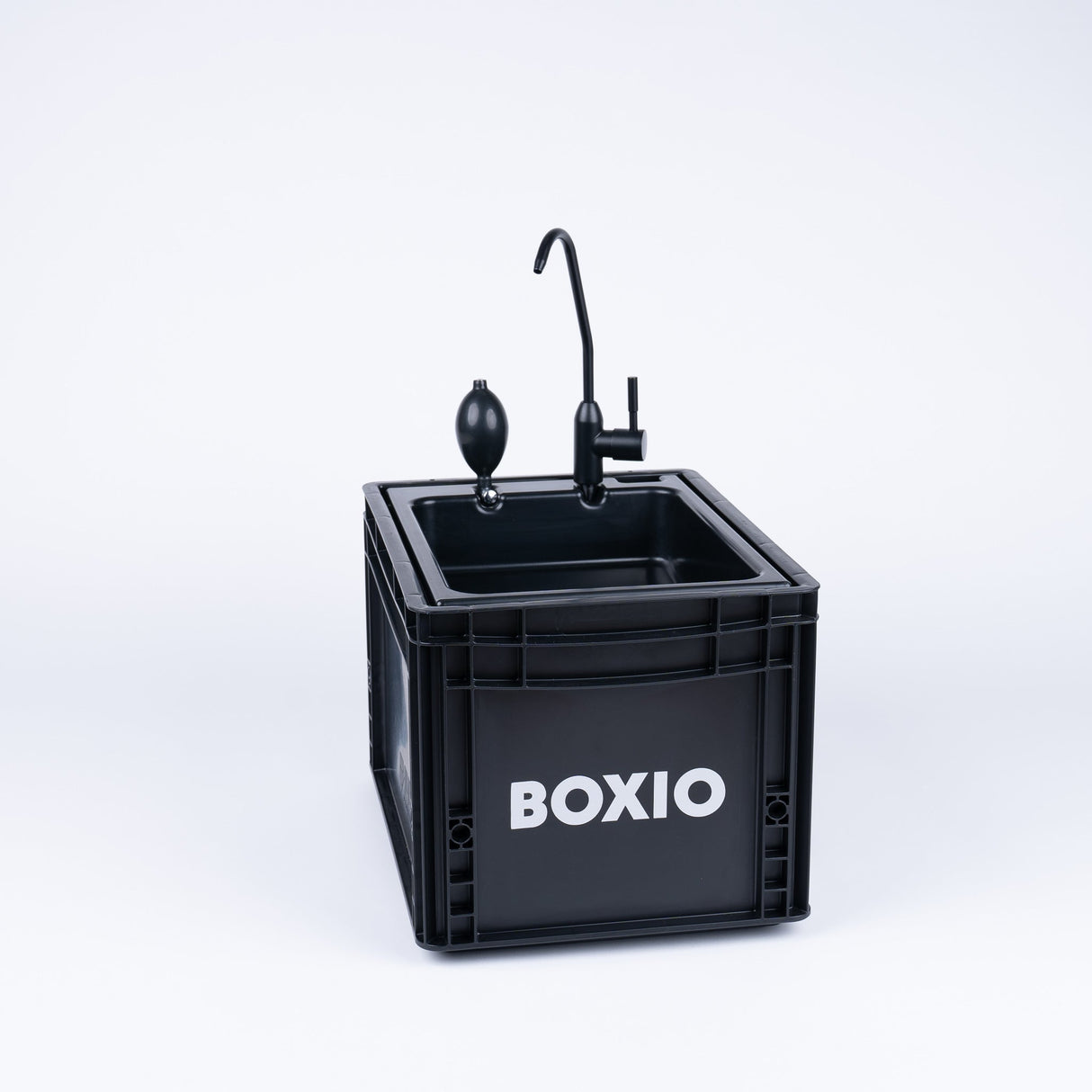Camping Bathroom | BOXIO - SANITARY - Xtrusion Overland