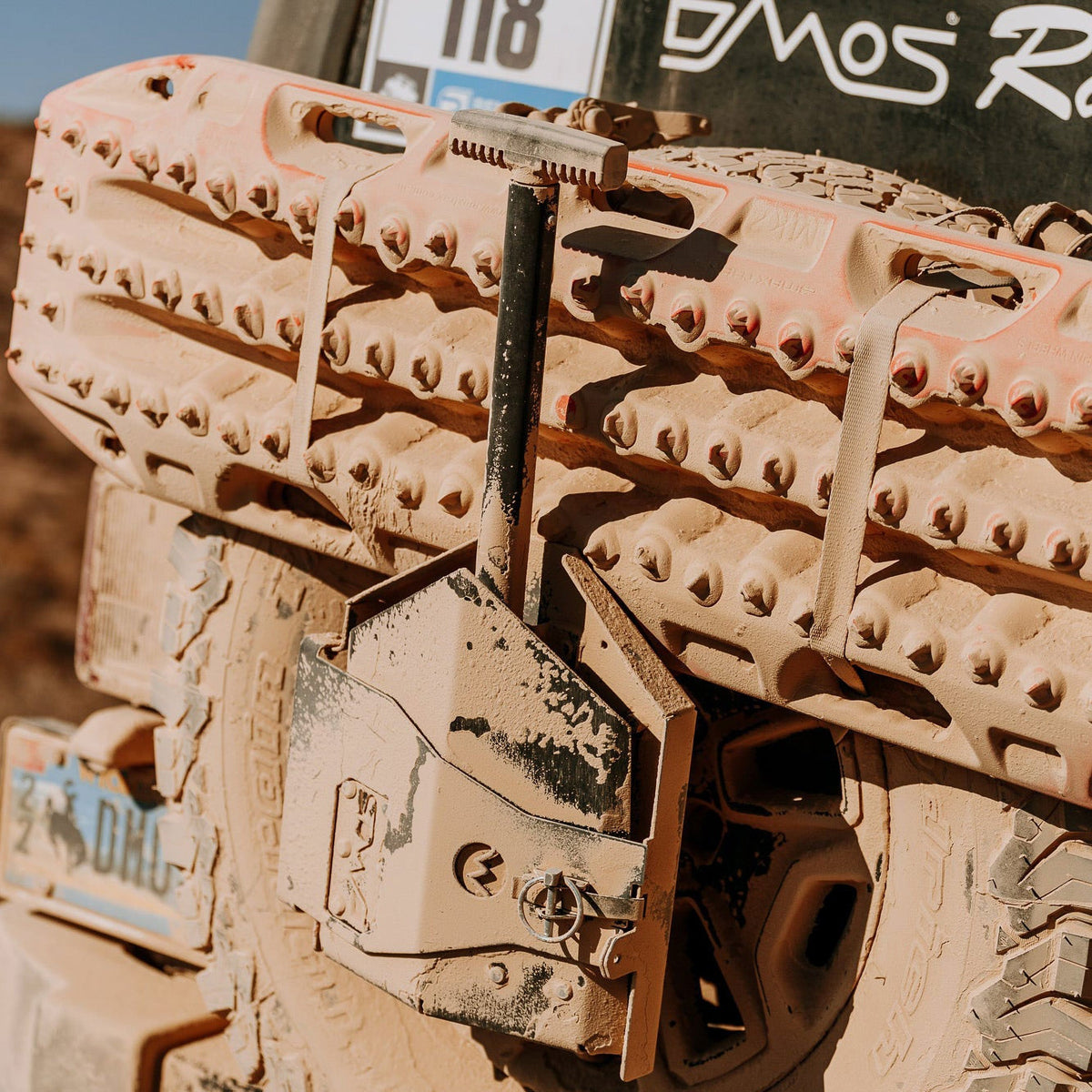 DMOS Delta Shovel Mount - Xtrusion Overland