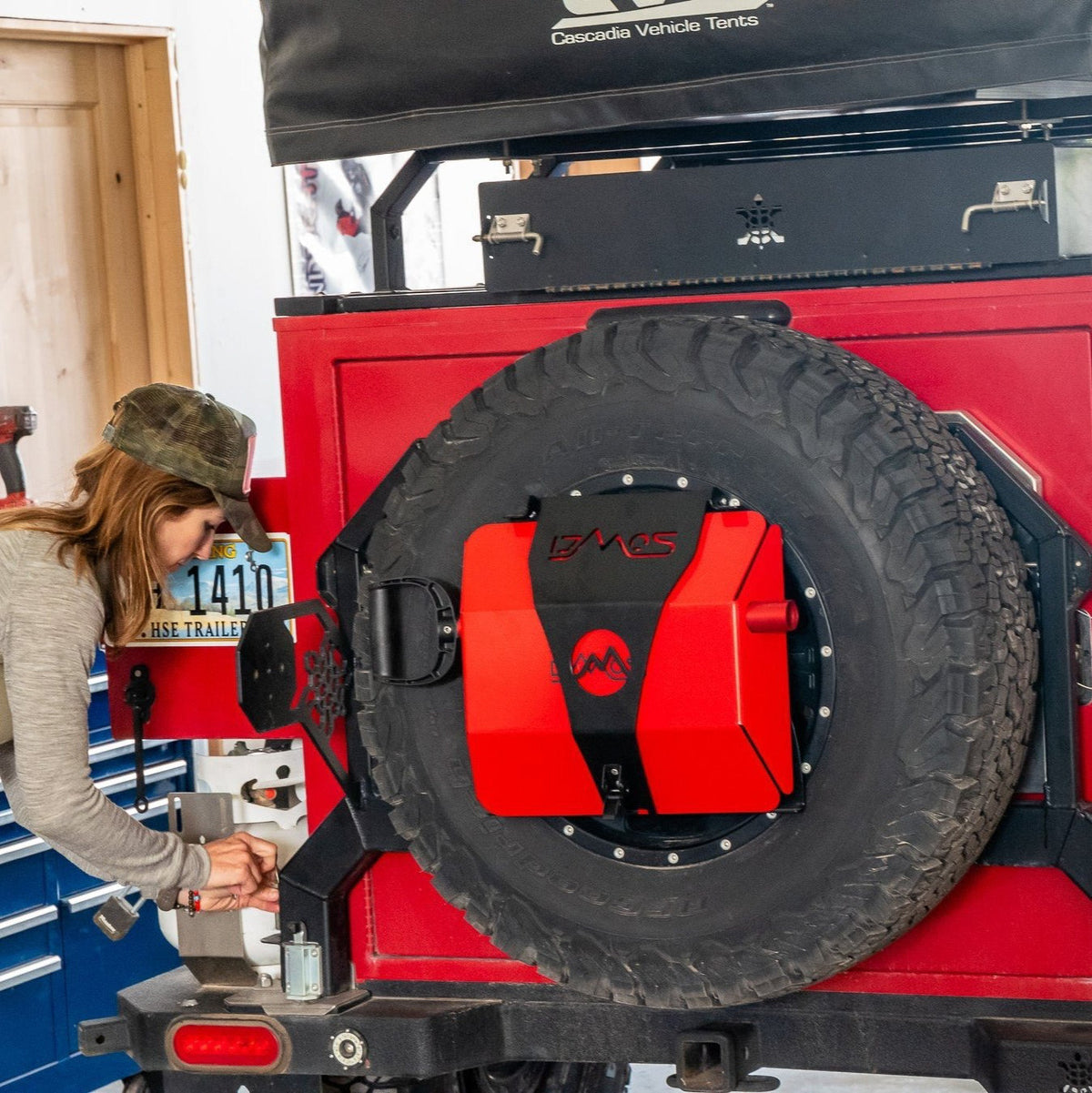 DMOS Stealth XL Shovel Mount - Xtrusion Overland