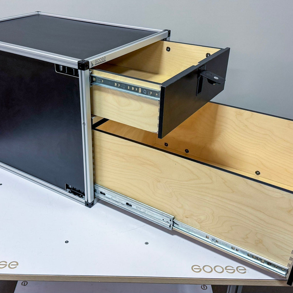 Double Drawer Module - 22 3/16" Wide x 30" Depth – Xtrusion Overland