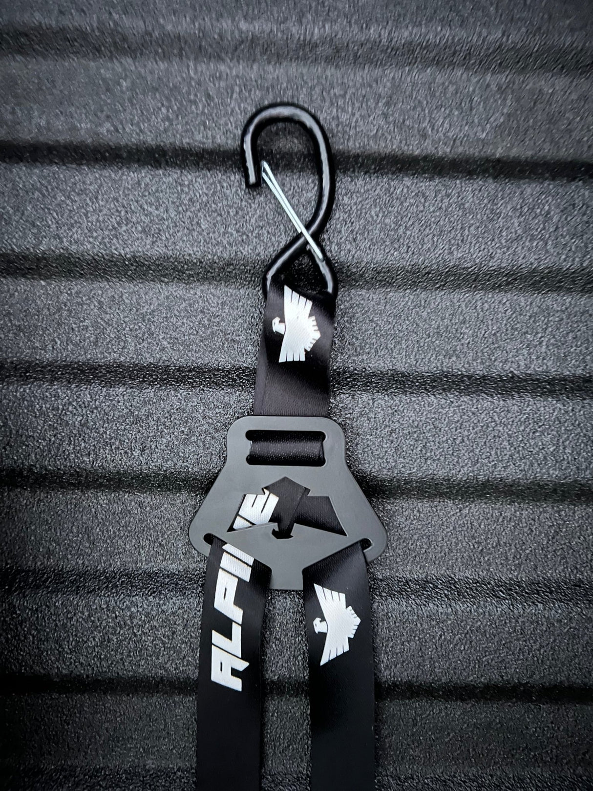 Dual Y Fuel Jug Strap - Trooper - Xtrusion Overland