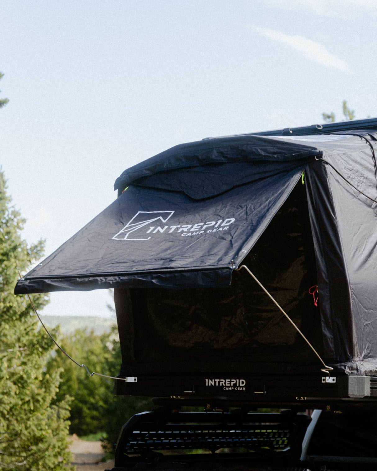 Geo 2.5 Pro Rooftop Tent - Xtrusion Overland