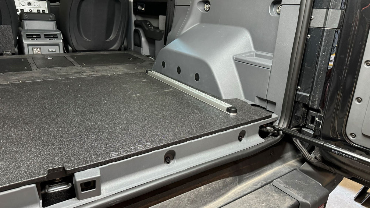 Ineos - Grenadier - 2024 - Present - 1st Gen - Explore Series - Rear Plate System - Xtrusion Overland