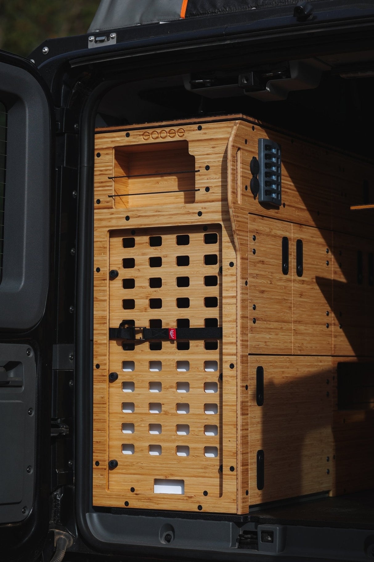 Ineos - Grenadier - 2024 - Present - 1st Gen - Venture Series - Roof Conversion Interior (RCI) - Xtrusion Overland