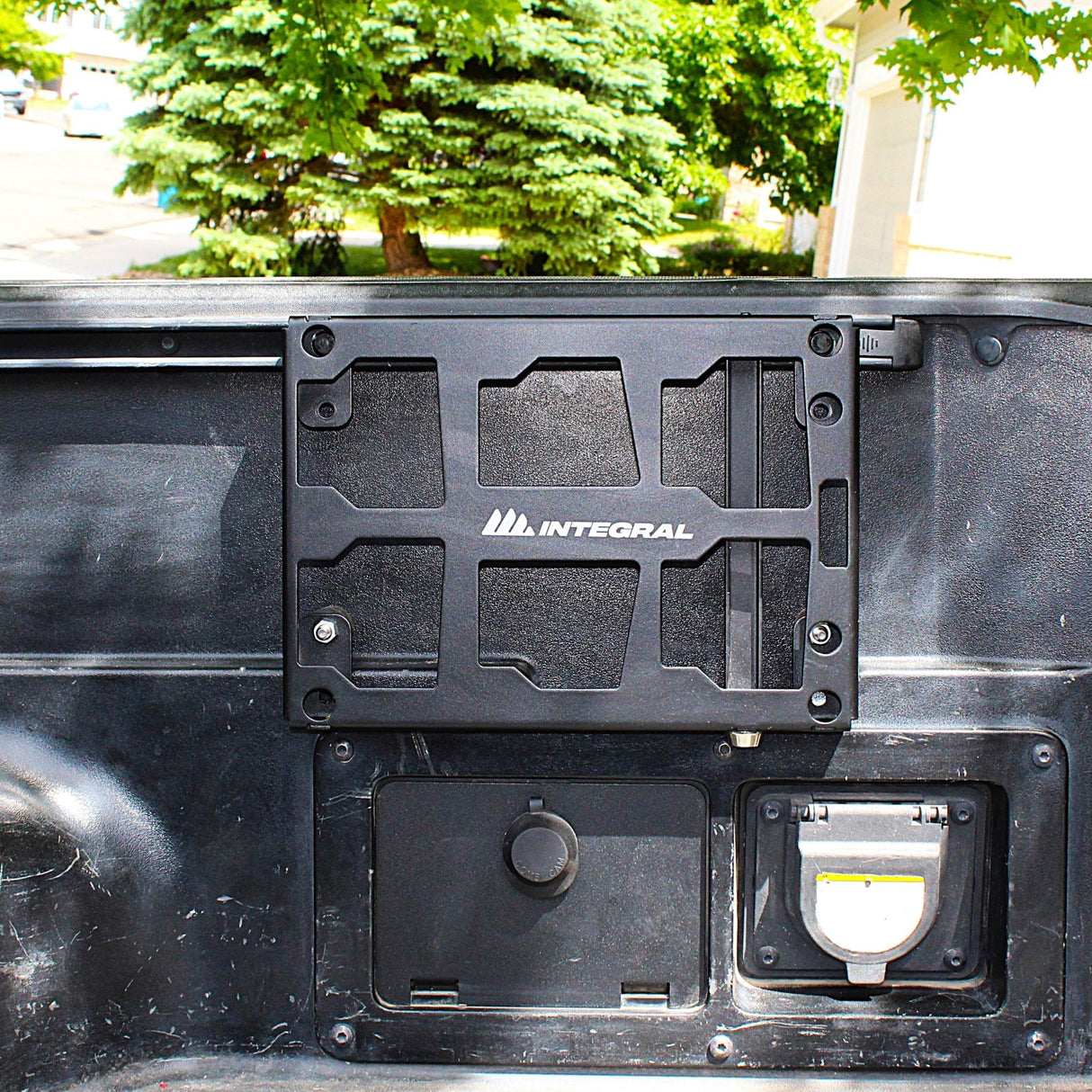 Integral Bedside Panel - Toyota Tacoma (2005+), Tundra (2007+), Jeep Gladiator (2019+) - Xtrusion Overland