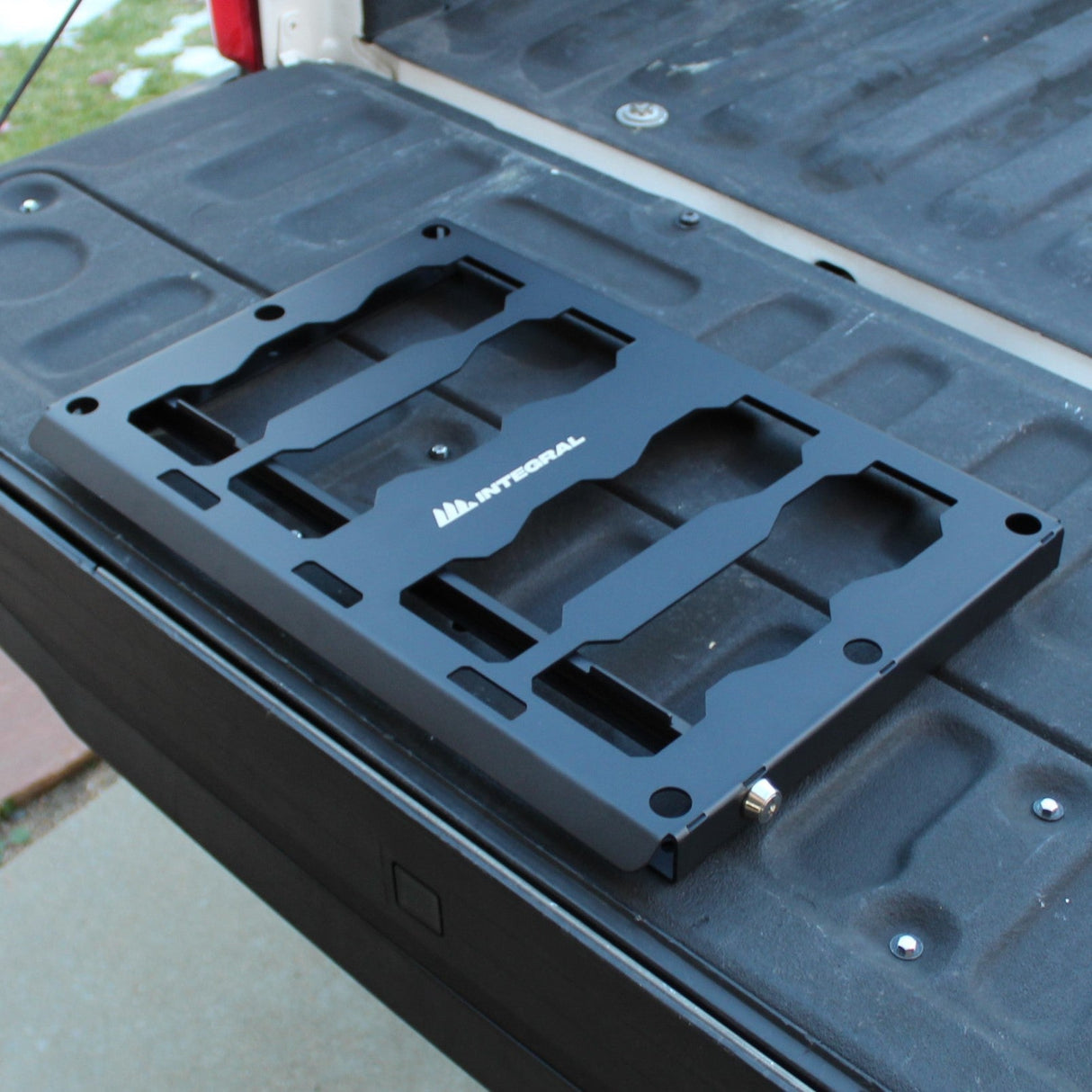 Integral Locking Plate - Universal - Xtrusion Overland