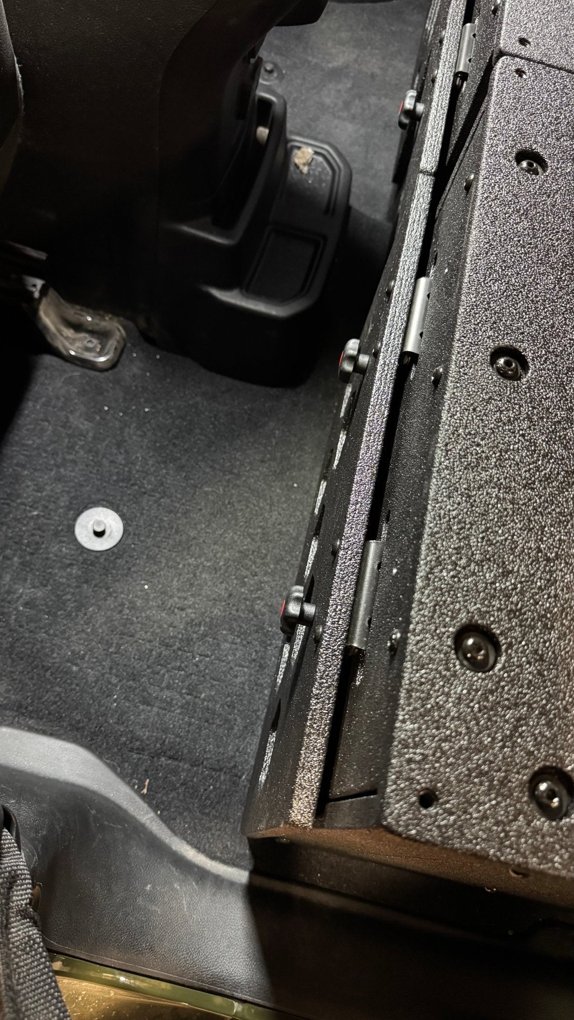 Jeep Wrangler 2018 - 2023 JLU 4 Door - Second Row Seat Delete Plate System - 8" or 10" Module Based - Xtrusion Overland