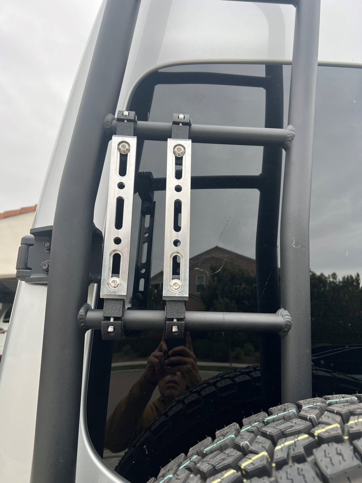 Ladder Cross-Bar Mount for Propane and CO2 Power Tanks - Xtrusion Overland