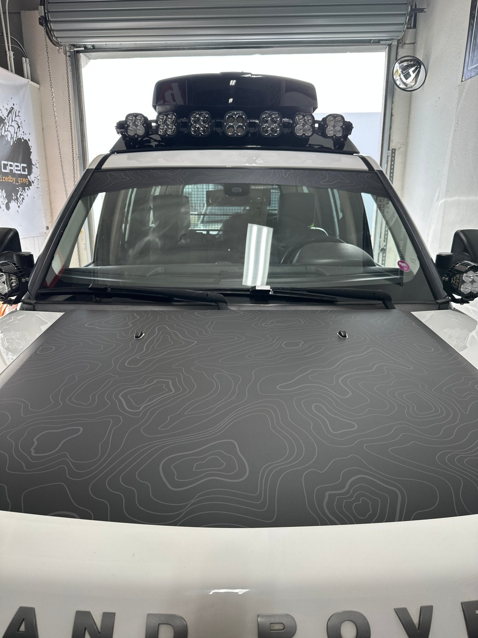 Land Rover Discovery LR4 Hood Stamp – Xtrusion Overland