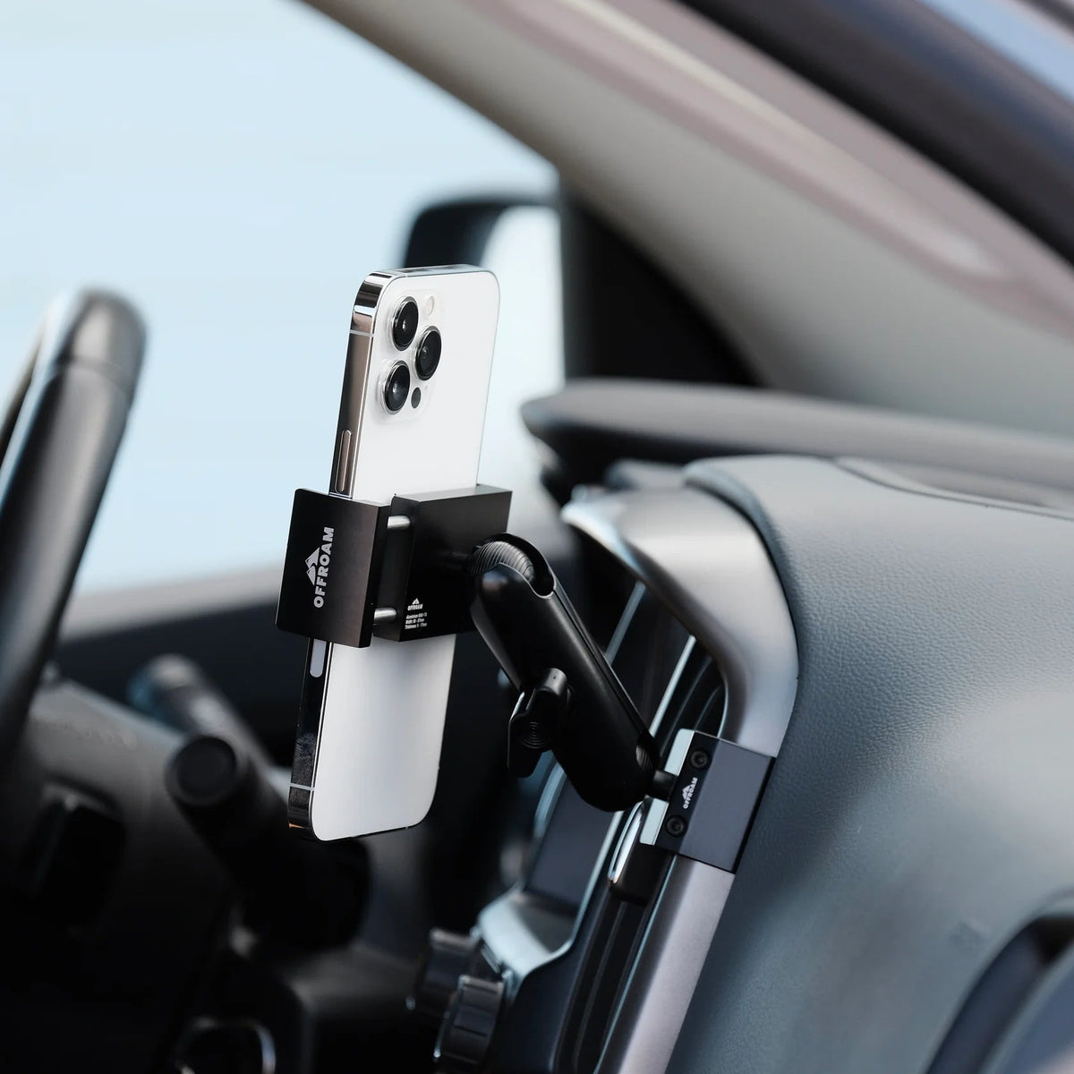 OFFROAM Chevrolet Colorado | GMC Canyon (2015-2022) Phone Mount - Xtrusion Overland