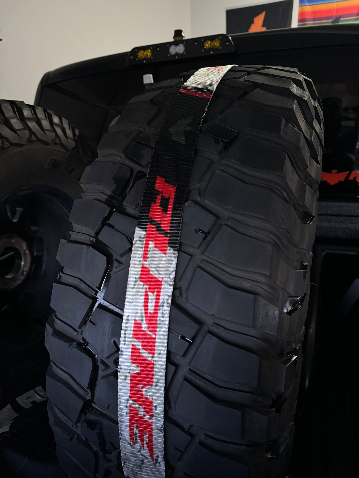 Recon Tire Tie Down (Single Strap) - Xtrusion Overland