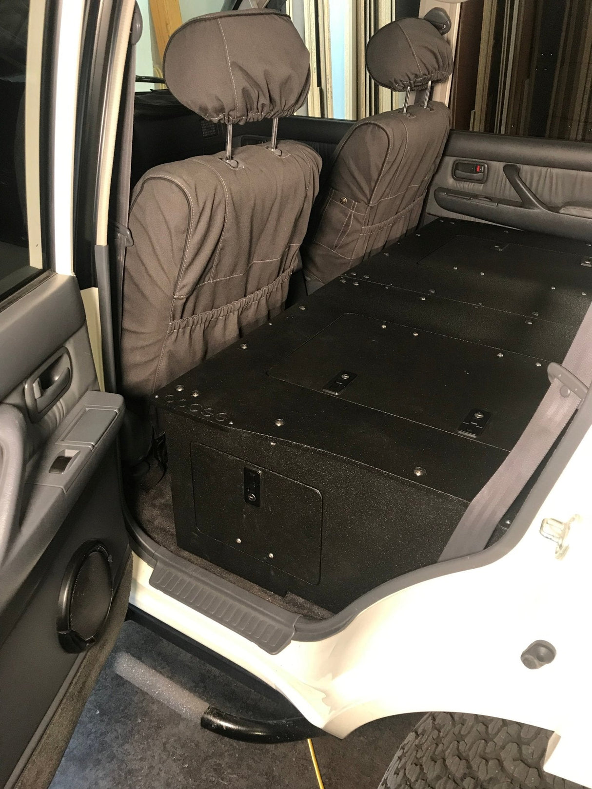 Stealth Sleep and Storage Package for Toyota Land Cruiser 1991 - 1997 80 Series - 43 - 3/8" W x 8" H x 40" D - Xtrusion Overland