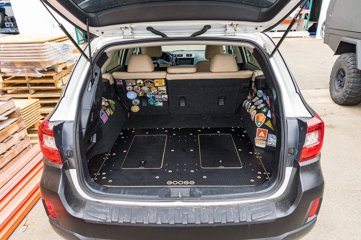 Subaru Outback 2015 - 2019 5th Gen. - Rear Plate System - Xtrusion Overland