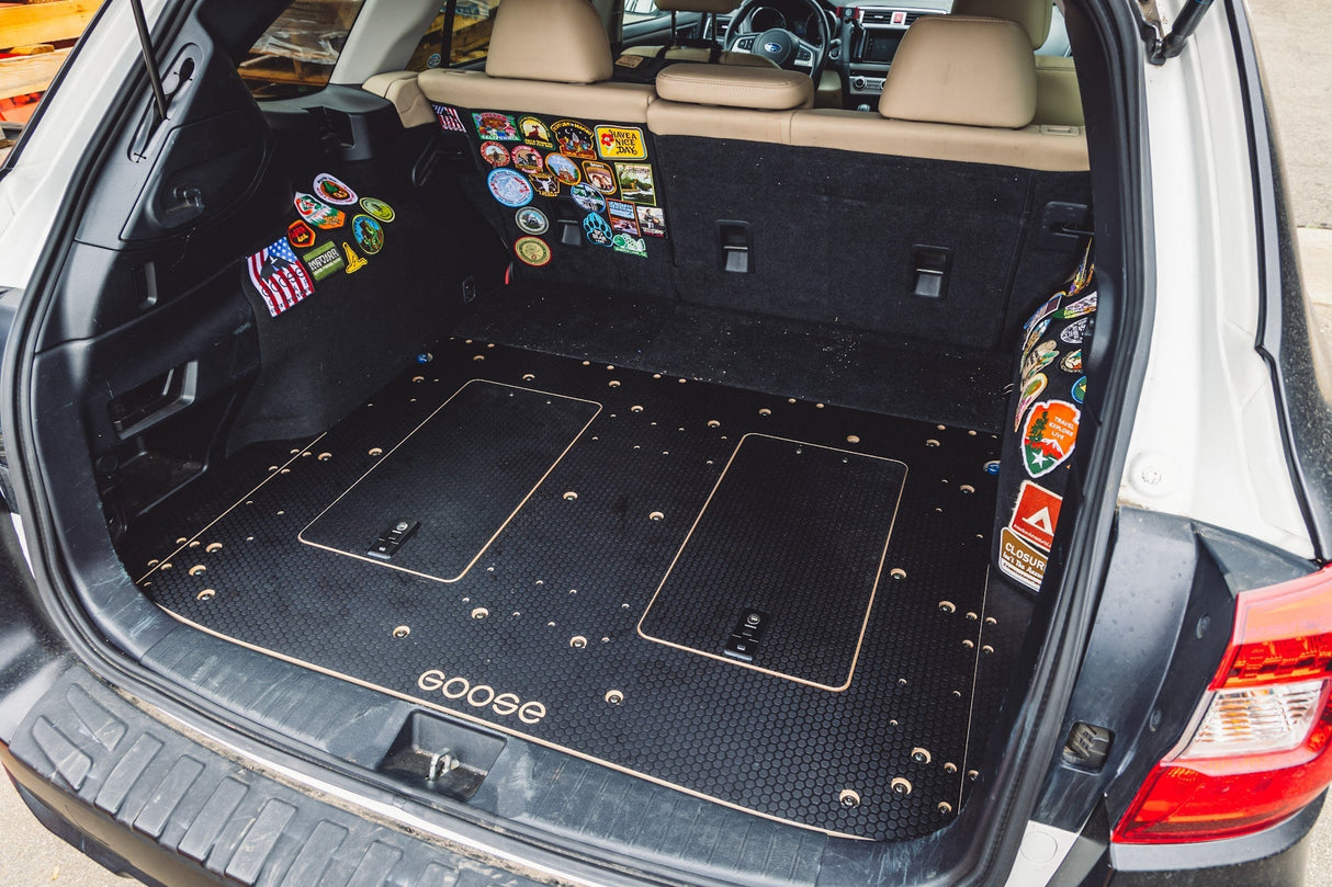 Subaru Outback 2015 - 2019 5th Gen. - Rear Plate System - Xtrusion Overland