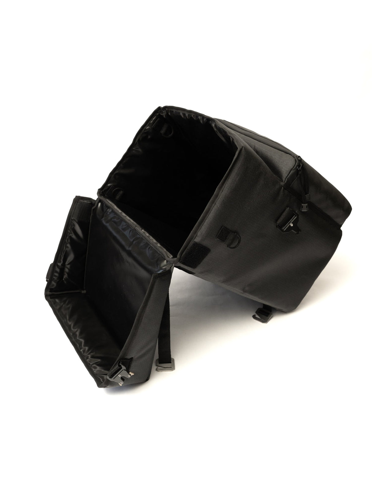 Tailgate Cargo Bag - Xtrusion Overland