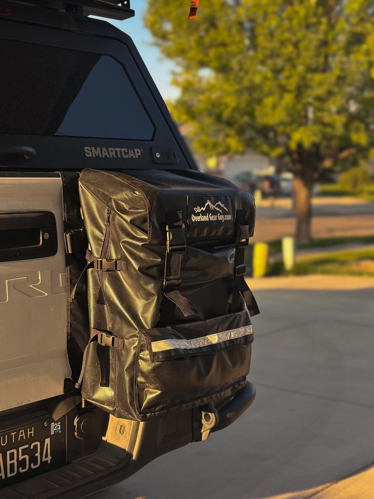 The Max Adventure Tailgate Trash Bag - Xtrusion Overland