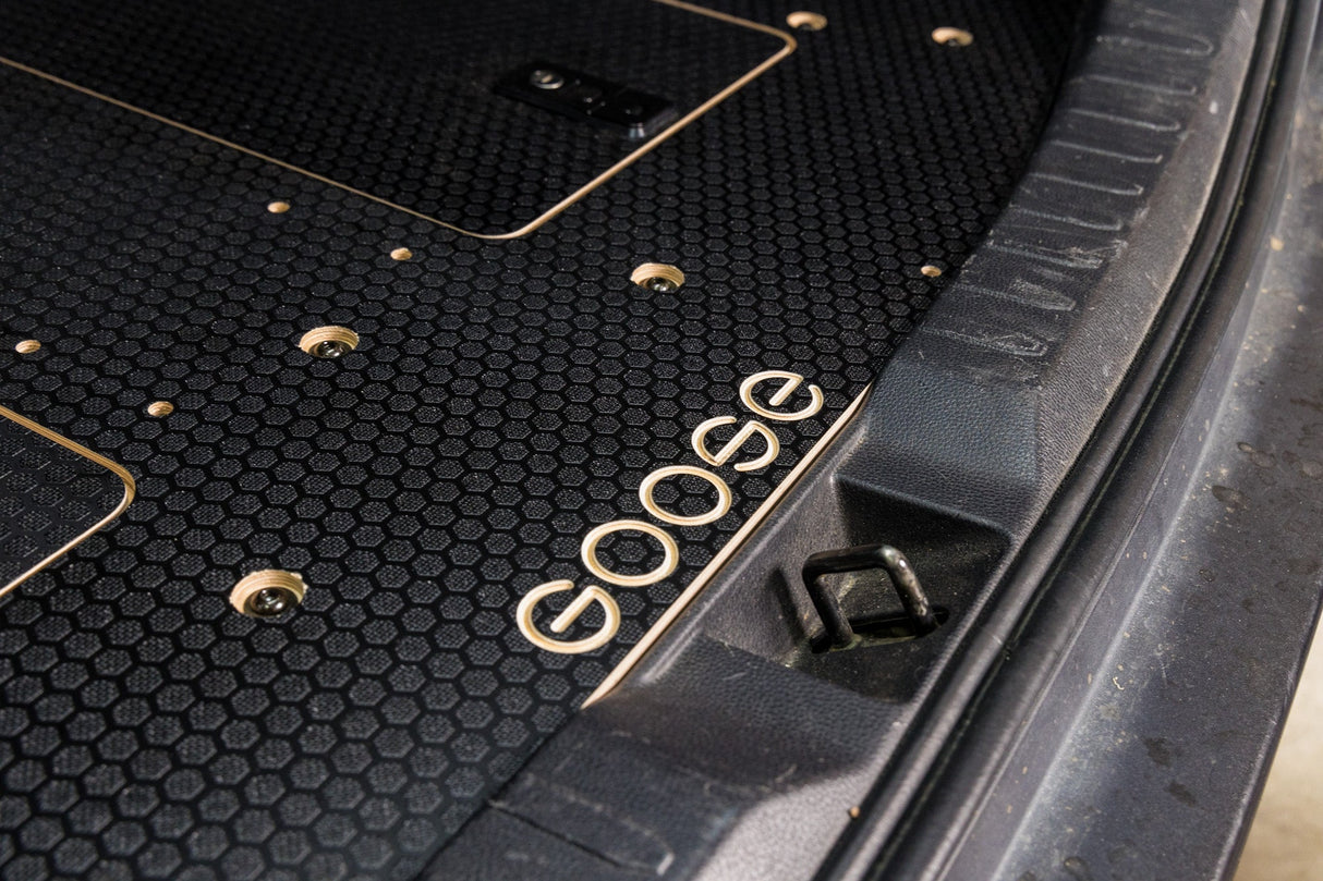 Toyota Rav4 2019 - Present 5th Gen. - Rear Plate System - Xtrusion Overland