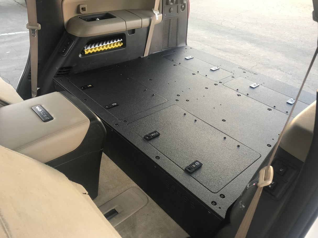 Toyota Sequoia 2008 - 2022 2nd Gen. - Rear Plate System - Xtrusion Overland