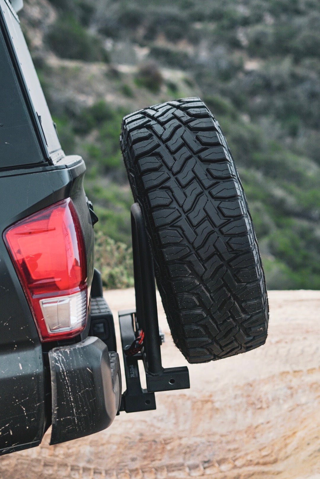 UltraSwing™ Multi-Fit Spare Tire Hitch Mount | RiGd Supply - Xtrusion Overland