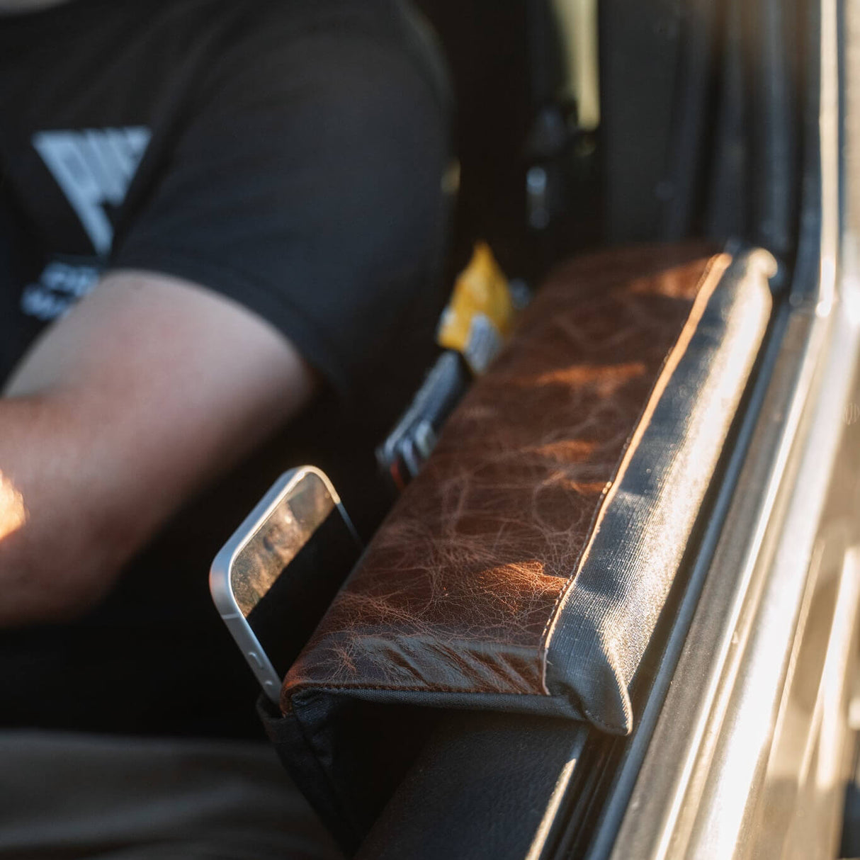 Universal Armrest Max - Xtrusion Overland