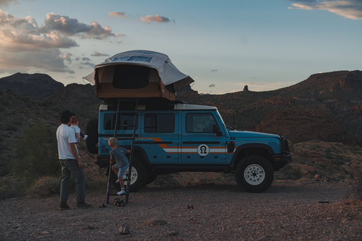 Vagabond 2.0 Rooftop Tent - Xtrusion Overland