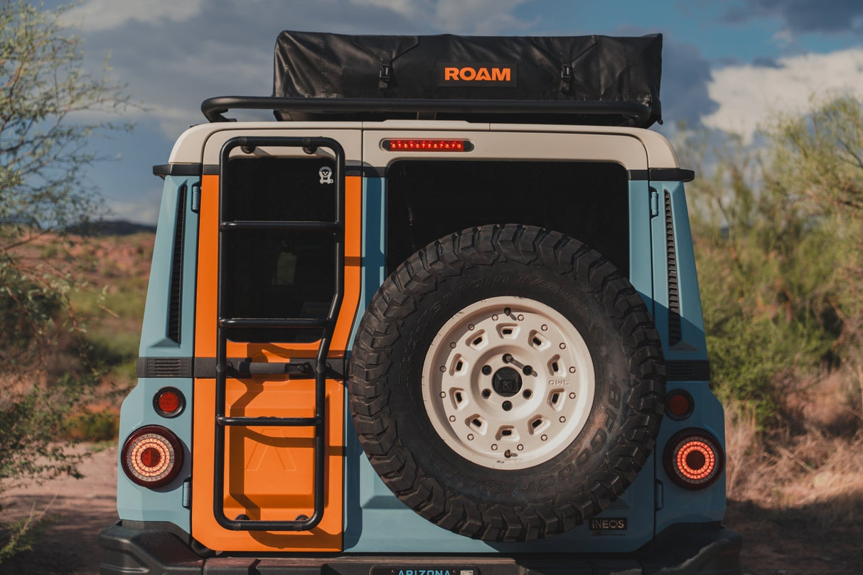 Vagabond 2.0 Rooftop Tent - Xtrusion Overland