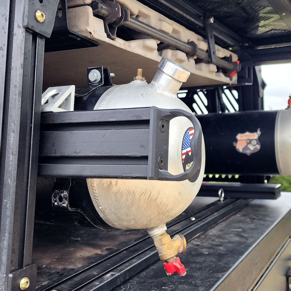 XTR Carbon-Fiber Slide-Out Pull Handle | Bed Rack - Xtrusion Overland