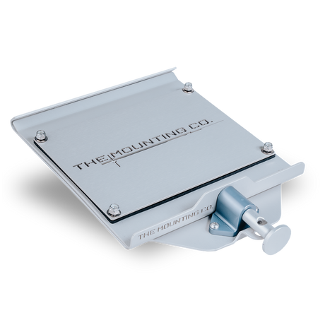 Corrosion-resistant expedition mounting bracket for an off-road vehicle