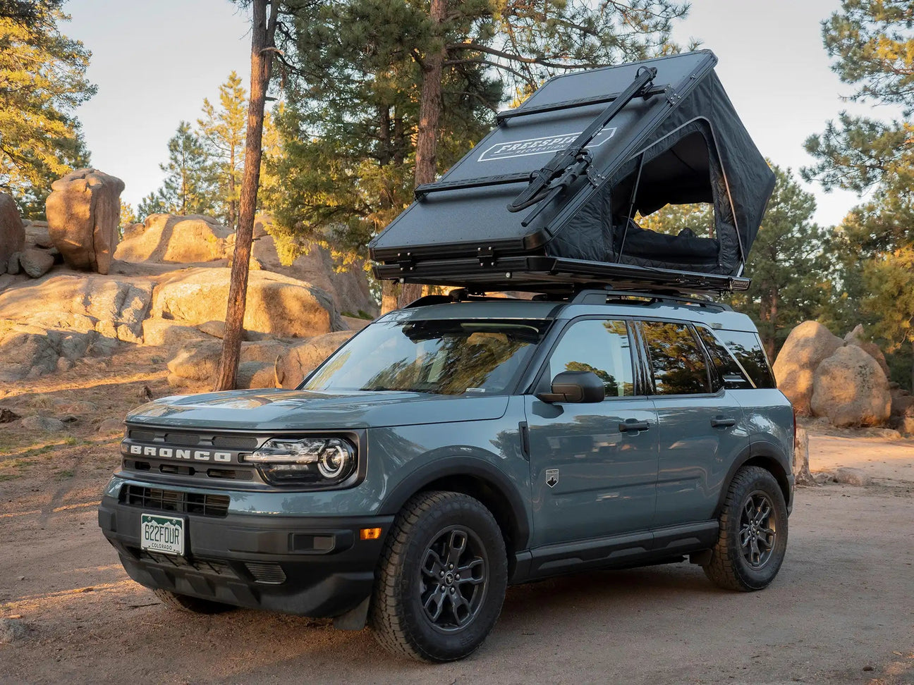 Hard Shell Clam Roof Top Tents - Xtrusion Overland