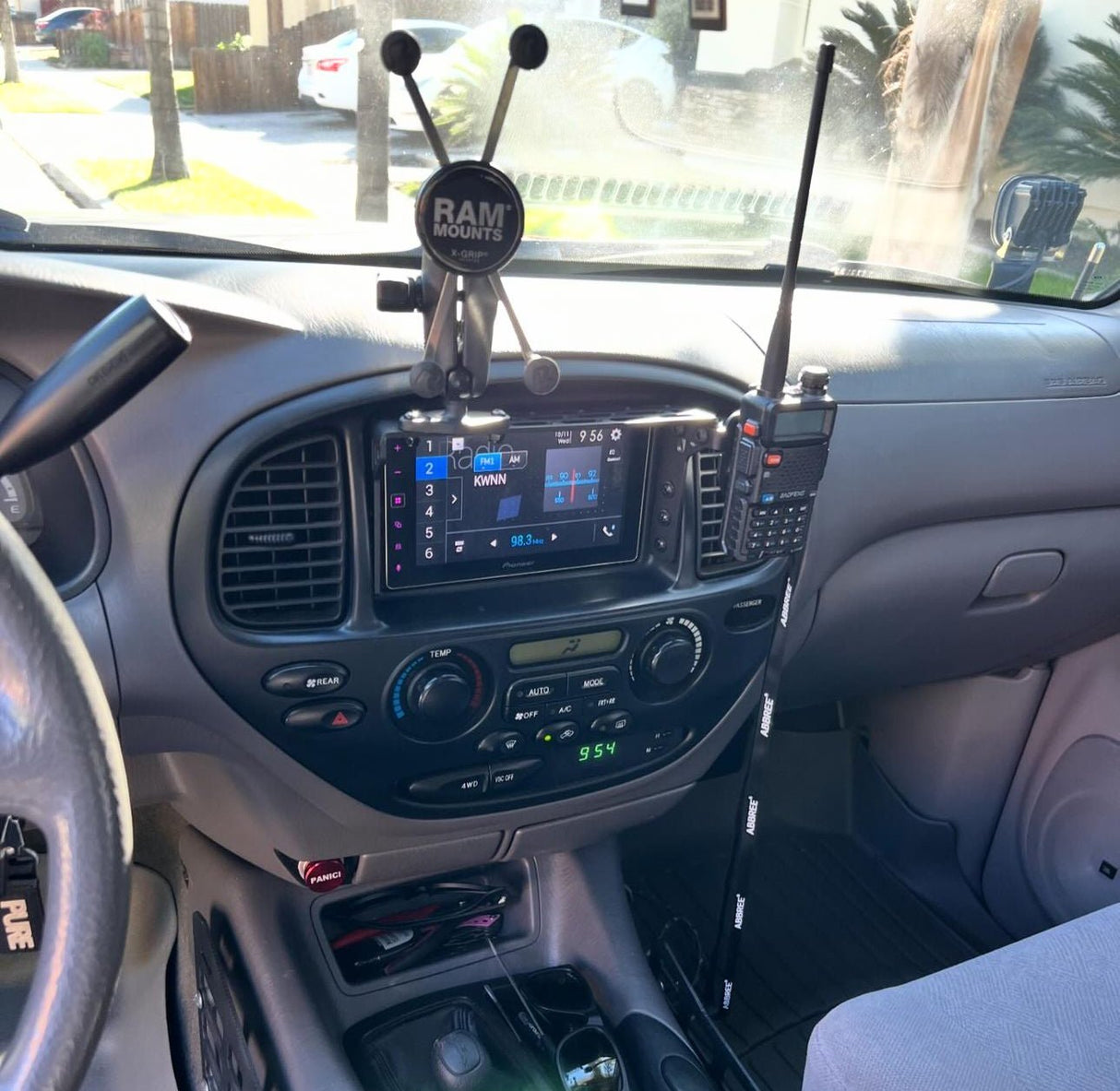 1st Gen Tundra (00 - 06) Center Console Dash Modular Accessory Mount (MAM) - Xtrusion Overland