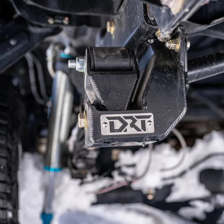 Shackle Hanger Kit / Toyota Tacoma / 2nd & 3rd Gen / 2005-2023