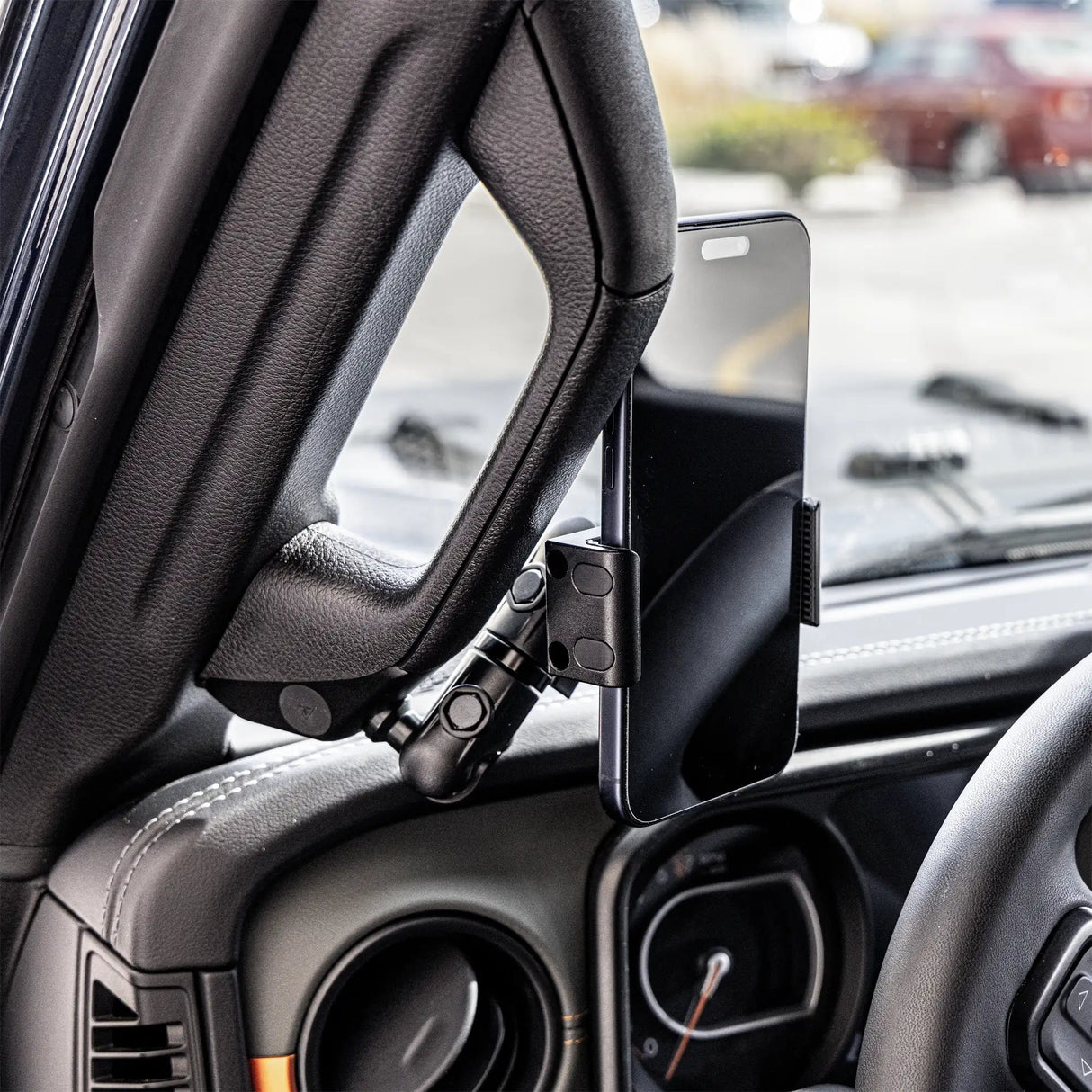 2024+ Jeep JL, Gladiator, and 4XE LINK™ Grab Handle Mount With Qi2.2/MagSafe Charging & Cooling Phone Holder | 3.5" Arm - Xtrusion Overland
