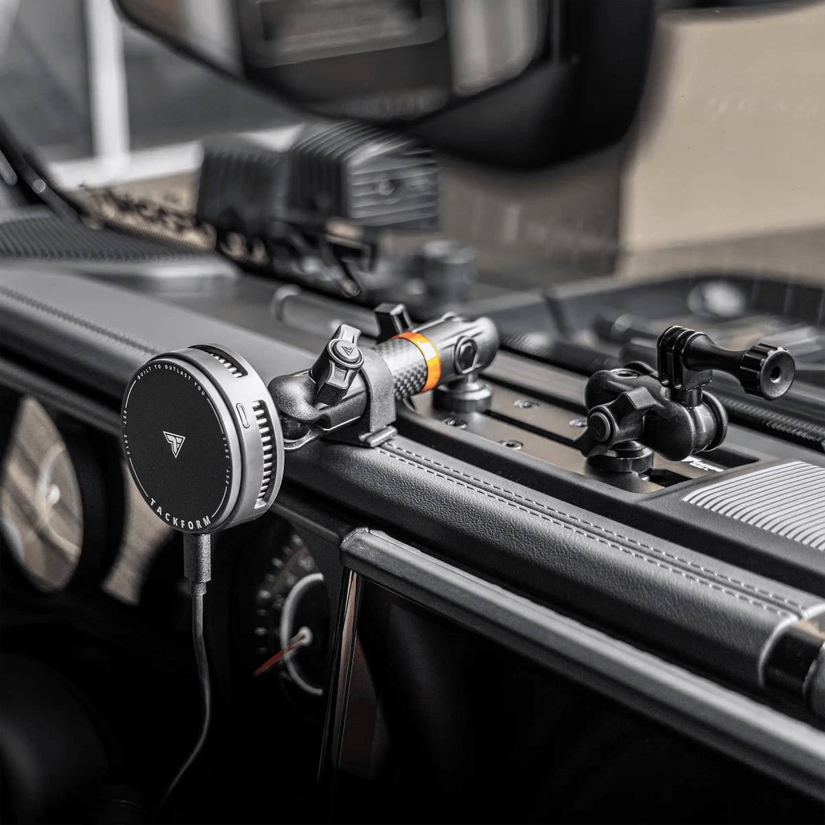 2024+ Jeep Wrangler JL & Gladiator (Not Compatible With 4xe) Tackform Slim Track Dash Bracket With MagSafe Charging Phone Mount | Driver Side - Xtrusion Overland