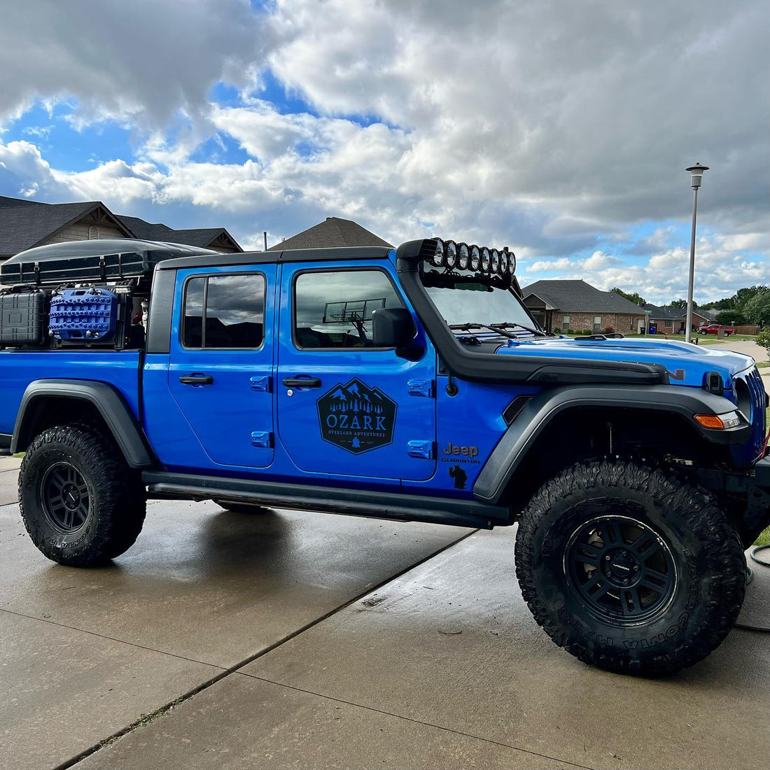 XTR3 Bed Rack for Jeep Gladiator - Ozark Overland Adventures Edition