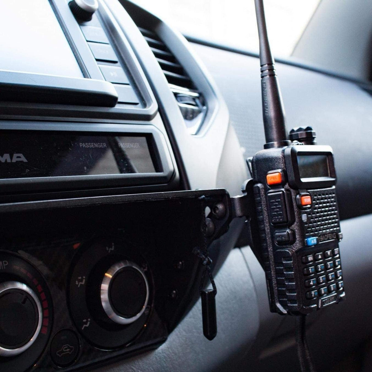 2nd Gen Tacoma (05 - 15) Center Console Modular Accessory Dash Mount (MAM) - Xtrusion Overland