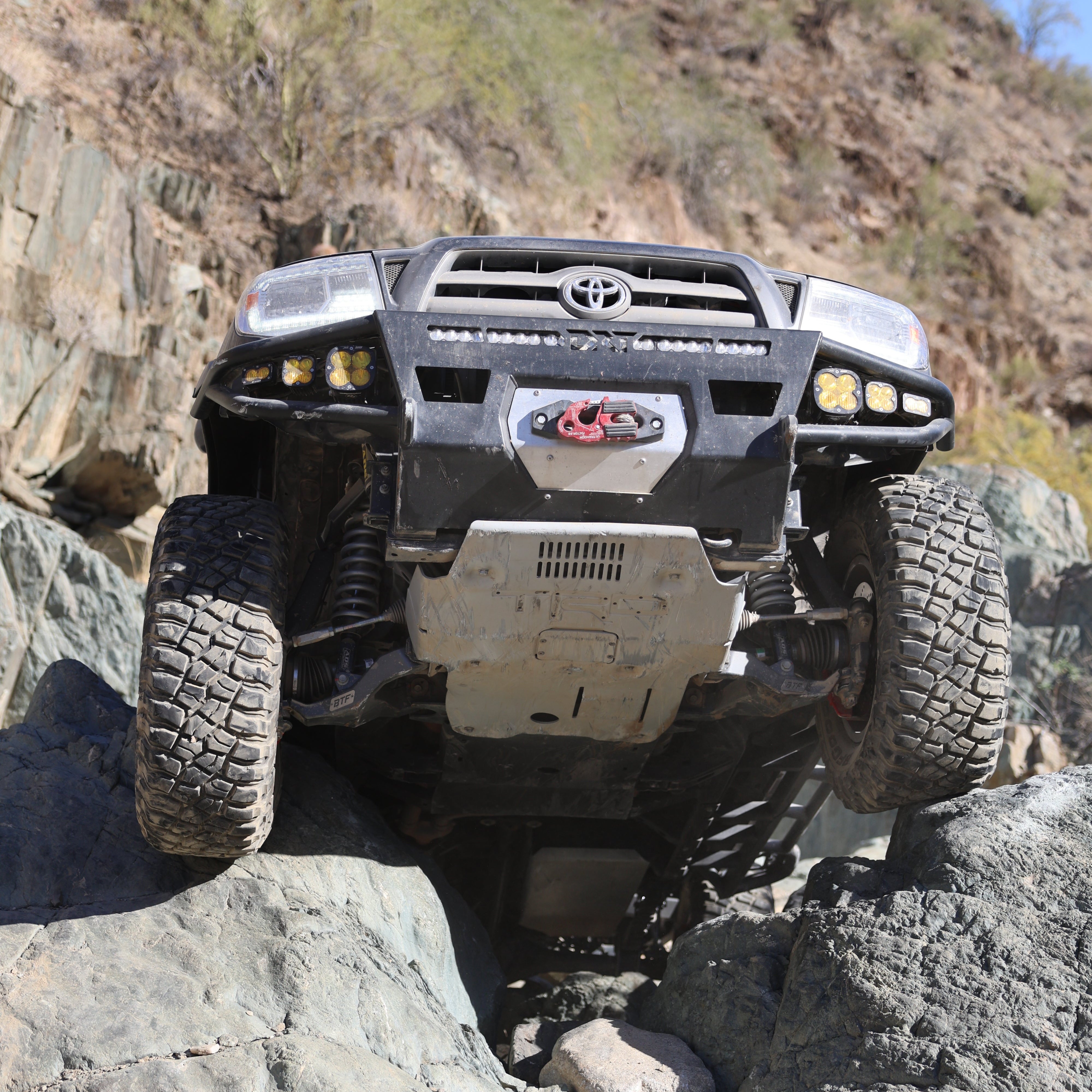 Tacoma Hybrid Front Bumper / 2nd Gen / 2005-2011