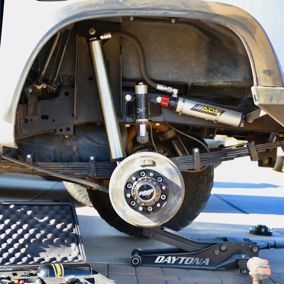 Shock Relocation / Toyota Tacoma / 2nd & 3rd Gen / 2005-2023