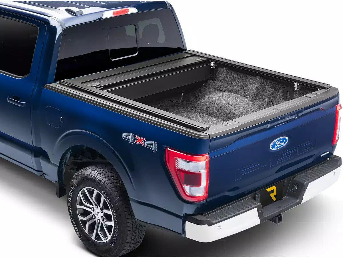 Retrax ONE XR Manual Retractable Tonneau Cover w/ T-Slot Rails