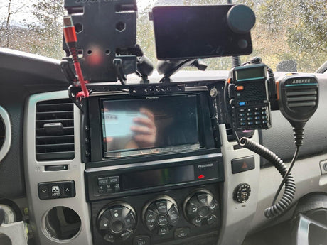 4th Gen 4Runner (03 - 09) Center Console Modular Accessory Dash Mount (MAM) - Xtrusion Overland